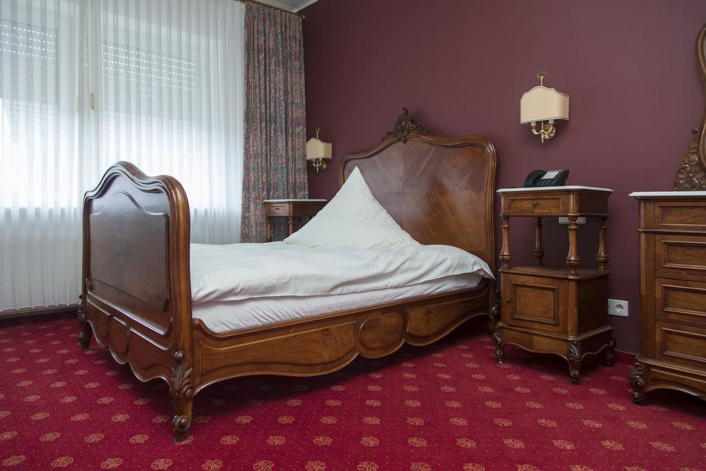 Hotel Zum Alten Brunnen Rheine Eksteriør bilde